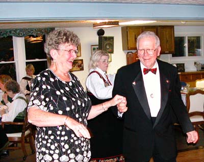 Dscn0523a.jpg (400x317; 53KB)