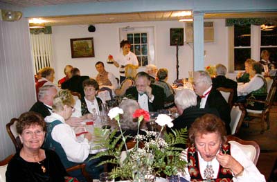 Dscn0536a.jpg (400x263; 49KB)
